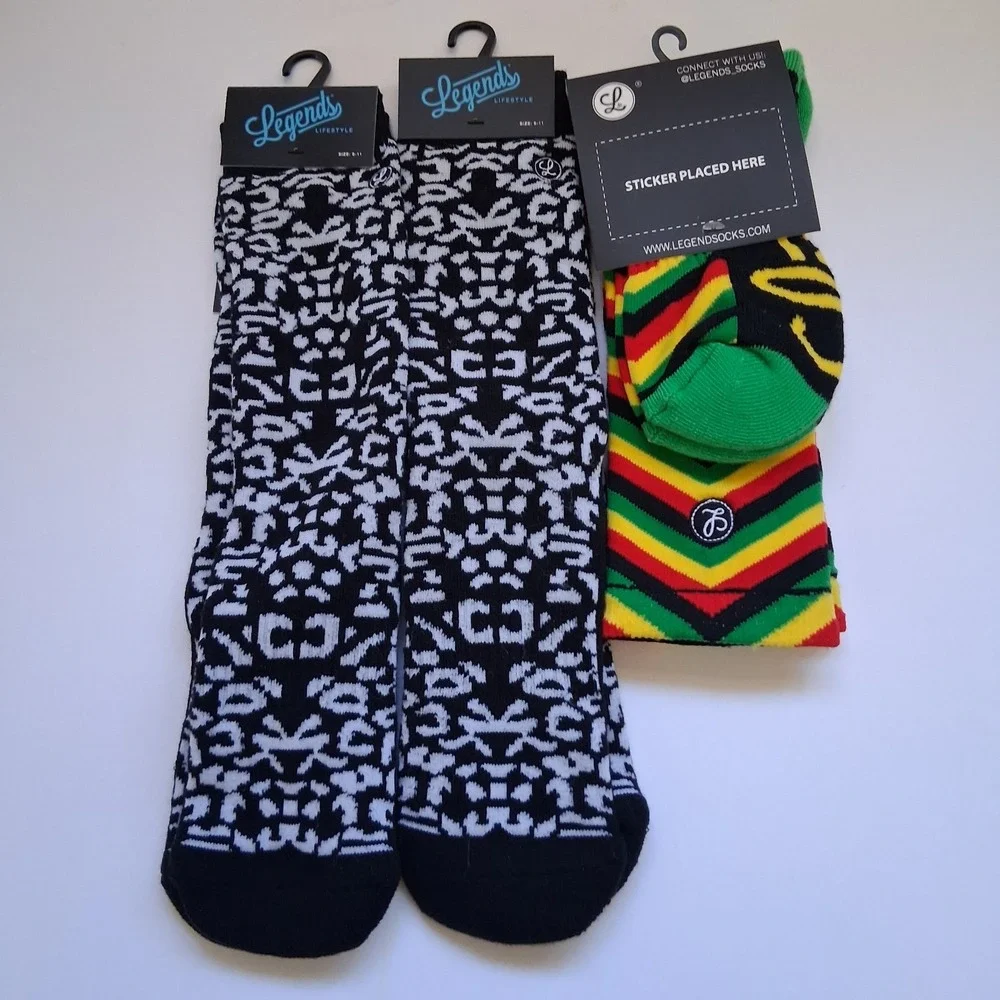 New Legends Men's Size 9 - 11 Three Pair of Mid Calf Cotton Blend Socks